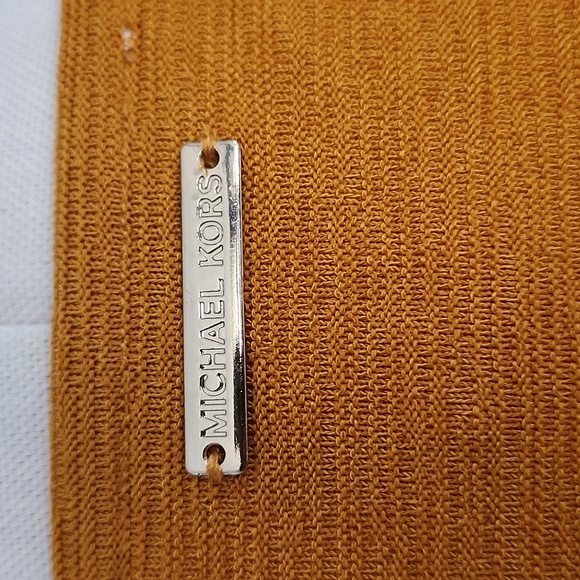 Michael Kors Mustard Yellow Flutter Sleeve V Neck Long Sleeve Top Sz 2x - Picture 6 of 10